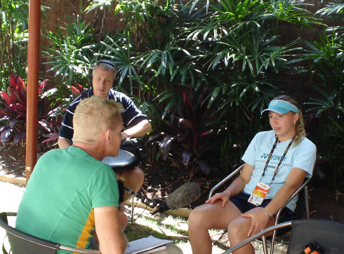 Tim Dekkers praat met Machaella Krajicek na haar nederlaag in de derde ronde.