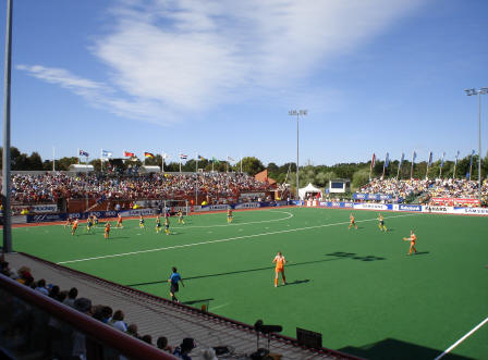Het hockeystadium in Canberra waar ruim tienduizend toeschouwers de wedstrijd tussen het gastland en Nederland volgden.
